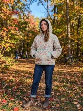 Upcycled Floral Quilted Pullover Hoodie in Multicolor M/L BY ThreadsReclaimed